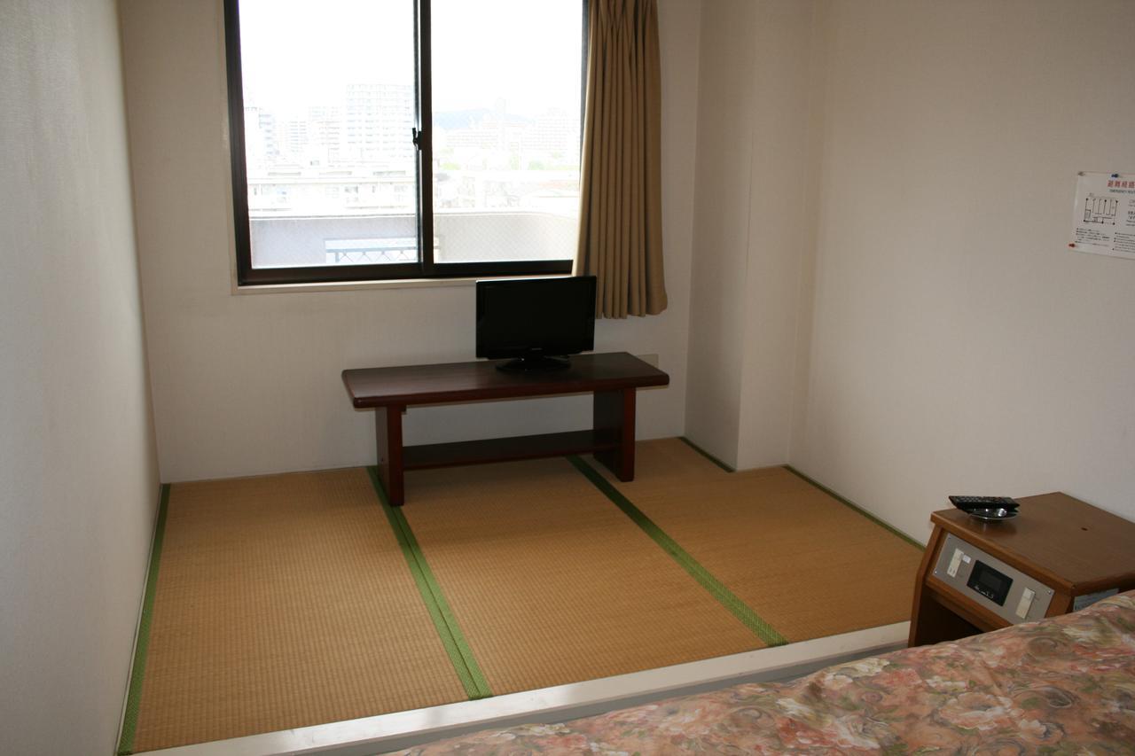 Hiroshima Peace Hotel Ujina Экстерьер фото